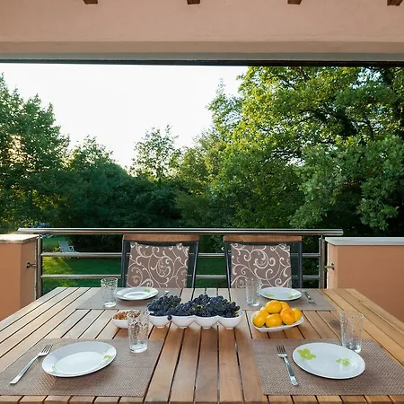 Apartment Karlo & Ivona Labin (Istria)